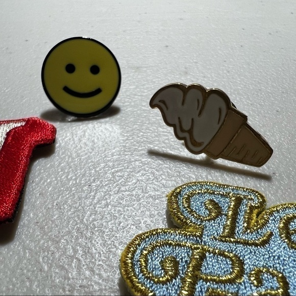 COPY - Lot of 8 Enamel Pins and Patches (4 pins) (4 patches) Party Girl Heart S… - Picture 2 of 6